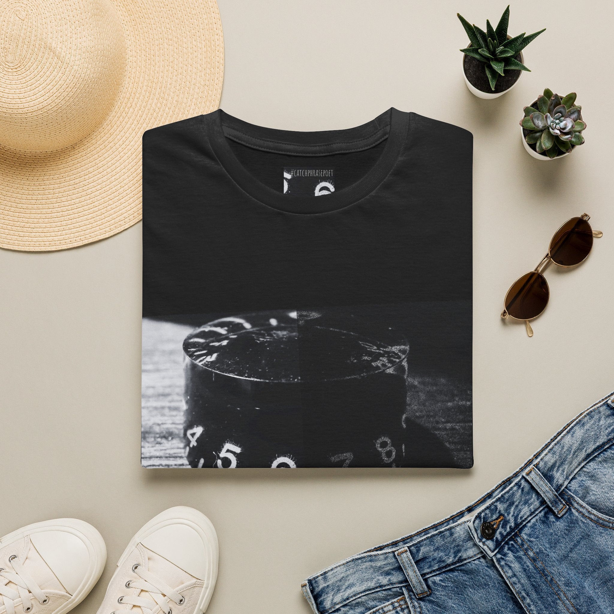 T-Shirt — Vintage Camera Lens Aperture Photo Tee